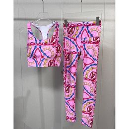 Frauen Sommer Pink Chain Lock Print Designer Damen Baumwoll -Yoga -Anzug gleicher Style Sportwear Fitness Sport 110
