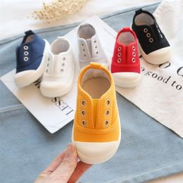 Spring Summer Kids Shoes For Boys Girls Insole 135175CM Candy Colour Children Casual Canvas Sneakers Soft Fashion Sneakers 220805