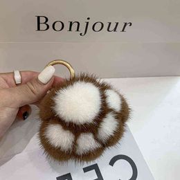 Fashion Plush Cat Claw Keychain Cute Fur Ball Key Pendant mitation Key Chains Luxury Bag Pendant with Car and Key AA220318