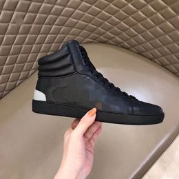 2022 casual men designer shoes rainbow letter printed black white Luxury basketball Mens shoe streetwear fast ship adsawa