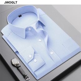 Men's Dress Shirt Regular Fit Smart Casual Long Sleeve Formal Stripe Shirts Business Blouse 210412