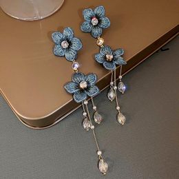 Dangle & Chandelier Senior Crystal Flowers Drop Earrings Contracted Long Temperament Fine Hyperbole Style Women EarringsDangle