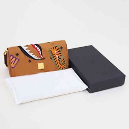 Shoulder Bags Shark Zip Around Wallet Women Brown Handbag Cartoon Embroidered Multi-card Slot Leather Designer Handbags Tote Crossbody Bags Holder Purses 220406