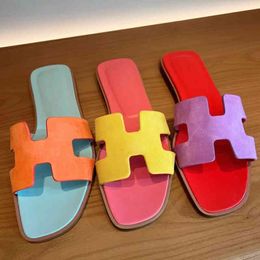 Original Slipper Oran Slides Designer Paris Sandals Flat Summer Candy Colour Matcing Seepskin One Line Belt Leisure for Beac Vacation