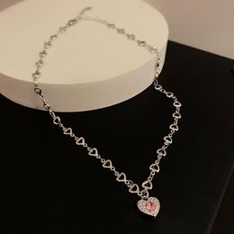 Pendant Necklaces Fashion Pink Diamond Heart For Women Titanium Steel Clavicle Chain Festival Gift Luxury Jewellery Accessories Wholesale
