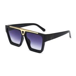 Luxury designer Sunglasses Polarised Travelling Sunglass side letter fashion eyeglass sun protection sunshade outdoor Beach photo glasses eyeglasses