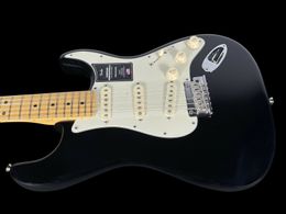 usa electric guitars Canada - 2022 ST AMERICAN PRO II USA STRAT with MAPLE BOARD ~ BLACK Electric Guitar
