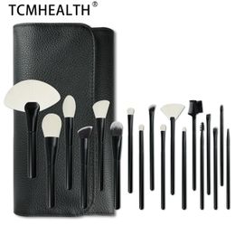 Eye Makeup Brushes Set 18 Eyeliner Eyeshadow Blending Wool Make Up tool Powder Face Foundation Eyeshadow Eyeliner Lip Cosmetic