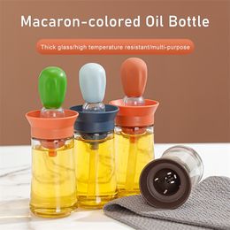 Oil Bottle Portable Kitchen Silicone Brush Seasoning Dispenser with for Baking BBQ Tool 220813