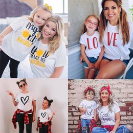 1pc Summer Style Lovely Printed T Shirt Fashion Mom Daughter Son Clothes Funny Family Look Short Sleeve Matching Tee Shirt 220531