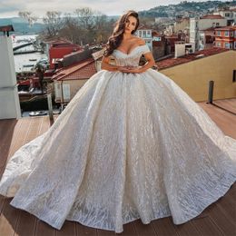 Princess Ball Gown Wedding Dresses Appliques V Neck Off Shoulder Sleeveless Tulle Sequins Beads Lace Ruffles Bridal Gowns Floor Length Plus Size Custom Made