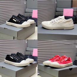 Luxury casual shoes for men and women backless outdoor skateboarding shoes the latest sandals flat bottoms and stylish walking