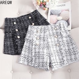 Spring Autumn PlaidTweed Shorts Plaid Women's High Waist Casual Booty Shorts White And Black 210301