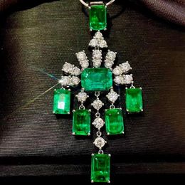 Pendant Necklaces Luxurious Geometric Emerald Women's 925 Silver Green Zircon Lady Birthday Cocktail Gift JewelryPendant
