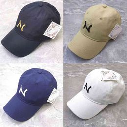 2022 New Men's And Women's Baseball Caps Fashion Classic Embroidered Letter n Couples with the Same y Beach Hat golf caps hater snapback S2