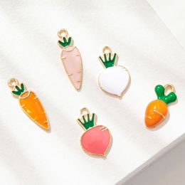 Cartoon Vegetable Three-dimensional Carrot Alloy Dripping Oil Pendant DIY Pendant Bracelet Girl Jewelry Small Accessories 1221817