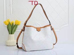 33cm brand Designers women casual tote bag Luxurys handbags high quality Famous Classic bags Ladies Handbag Large Monograms Capacity leather Shoulder Bag 90a51