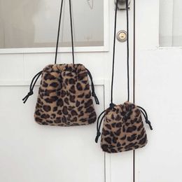 Plush retro leopard bag women's 2022 new autumn and winter versatile one shoulder drawstring Messenger Bag Mini Handbag