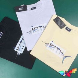 T shirt kith 2022 Black White Apricot Kith Fish Tee Men Women Graphic Printed t Loose Fit Tops Short Sleeve