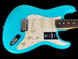 usa electric guitars UK - 2022 ST AMERICAN PRO II USA STRAT w ROSEWOOD BOARD Electric Guitar
