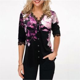 Плюс размер 4xl 5x рубашка Blouse рубашка Boho Print Lace Splice Женские топы V-образного выреза Vesecual Casual Summer Tee Flor 210308