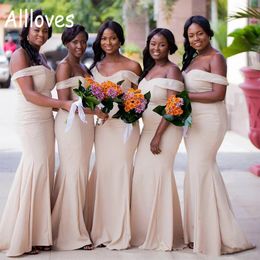 Light Pink Simple Satin Bridesmaid Dresses Off Shoulder Sexy African Maid Of Honour Gowns Sweep Train Mermaid Plus Size Women Formal Dress For Wedding Guest CL0189