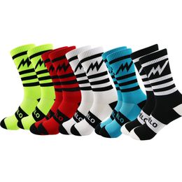Men Cycling Socks Breathable Basketball Running Football Sports Socks 2019 New Design Socks RAPHA