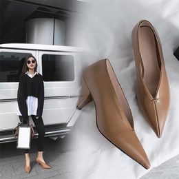 hot VANGULL women Genuine Leather shoes cow leather Sheep suede spike heels pointed toe women pumps professional office career 210306