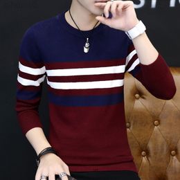 Men Autumn And Winter Striped Round Neck Sweater Teenagers New Round Neck Casual Cotton Sweater L220801