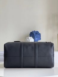 Luxurys designer bags large capacity real leather bag women's travel handbag men's Boston portable leather soft edge sui3020