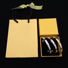 Designer Bracelet Fashion Diamond Charm bracelet Letter F for women With Gift Box