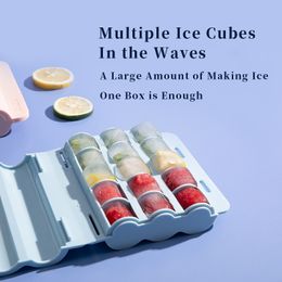 Style Food Grade Silicone Ice Tray Homemade Cubes Household Small Refrigerator Wavy Cream Mold Kitchen Accessories 220509