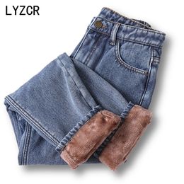 LYZCR Spring Jeans Woman Vintage Velvet Warm Harem Jeans Fleece Mom Loose High Waist Women's Boyfriend Jeans For Women 210302