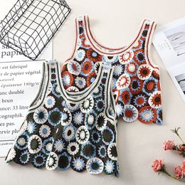 Boho Chic Top Mujer Summer Tank Tops Women Sleeveless CamisTee Shirt Femme Retro Floral Crochet Crop Top Holiday Beach Wear 220613