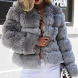 Rimocy Plus Size 4XL Faux Fur Coat Women Winter High Quality Thicken Warm Jackets Woman Long Sleeve Cropped Fur Coats Lady 211215