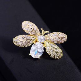 Pins Brooches Fashion Small Cute Gold Plated Metal Bee Lapel For Women High Quality Luxury Sparkling Cubic Zirconia Insect BroochesPins