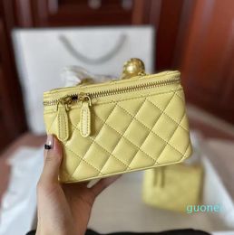 Fashion Luxury Designer Mini Designer Bags Adjustable Straps Quilted Crossbody Mini Leather Makeup Cosmetic Bag h5252