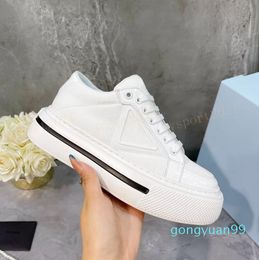 2022 new fashion Top Quality Casual Shoes Fashion Women Platform canvas Lace Up Sneaker Classic White Red Black