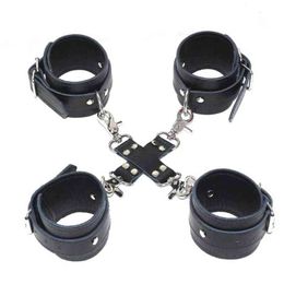 Nxy Sm Bondage Bdsm Adjustable Restraints Black Leather Handcuff Ankle Cuff Erotic Adult Cosplay Games Sex Toys for Woman Couples 220426