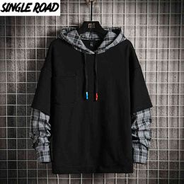 Single Road Mens Hoodies Men 2022 Plaid Patchwork Sweatshirt Japanese Streetwear Harajuku Oversized Black Hoodie Men Sweatshirts Y220615
