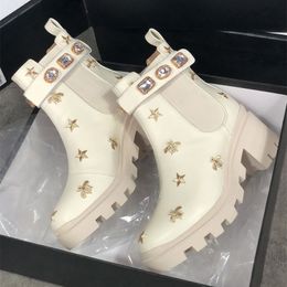 Top Quality Women Platform Ankle Boot Desert Boot Star And Bee Embrokdered Black white leather chelse boots wiht crystal belt winter Booties NO13