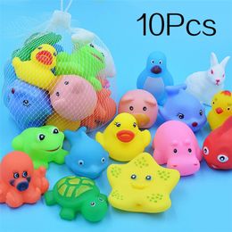 10PcsSet Cute Animals Swimming Water Toys For Children Soft Rubber Float Squeeze Sound Squeaky Bathing Toy For Baby Bath Toys 220531