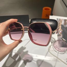 Fashion Couple Designer Sunglasses For Women Mens Luxurys Designers Sun Glasses Drive Summer