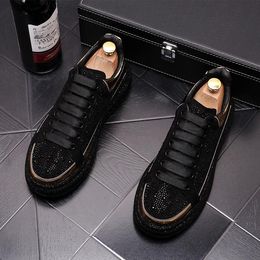 Fashion Designer Lace Up black wedding platform Party Men shoes Spring Autumn Leather Red Flat casual sneakers Round Toe Luxury Outdoor Loafers
