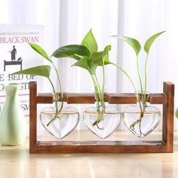 Wooden Frame Glass Vase Heart Shape Hydroponic Plant Vase Vintage Flower Pot Table Desktop Bonsai Flower Vase Home Decoration 210409