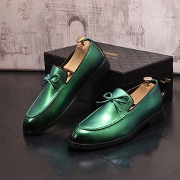 2022 trend bow tie style Men groom shoes Black green Business Party Wedding Dress Men's Flats