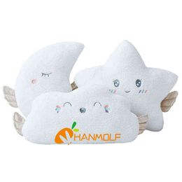 New Skin Friendly White Cloud Star Moon Angel Wings Soft Filled Decor Cushions Cute Baby Sky Cushion Pc J220704