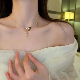 Chokers Korean Flower Pearl Necklaces For Women Gold Colour Metal Butterfly Choker Wind Chime Leaf Clavicle Chain Jewellery Birthday GiftChoker