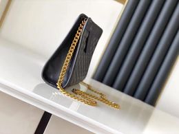 2022 luxurys fashion designers shoulder crossbody bags women handbags purses top gold chain real leather quilted baby clutch bag