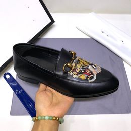 -[5A Оригинал 1: 1] Мужские кисточки Мужские дизайнерские роскошные туфли обувь кожаная плетение оксфордские туфли для мужчин.